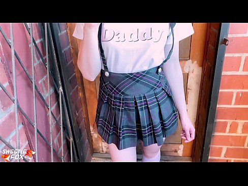 ❤️ Školačka jí hluboce kouří péro a místo vyučování šuká. ❤️ Sex video u cs.classicmebel21.ru ❌